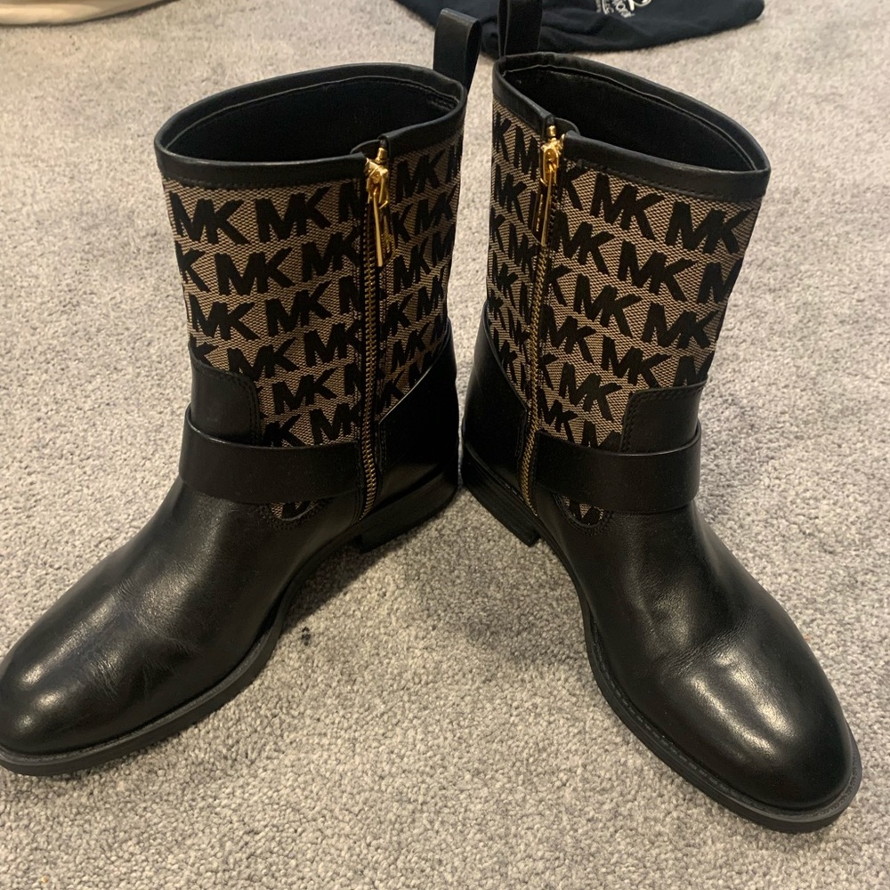 Michael Kors Boots